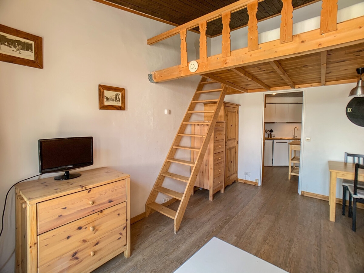 Studio mezzanine 25m² avec balcon sud à Tignes - Photo 2