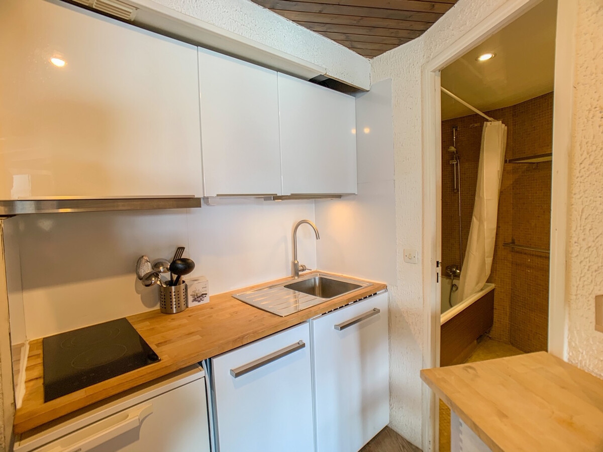 Studio mezzanine 25m² avec balcon sud à Tignes - Photo 3