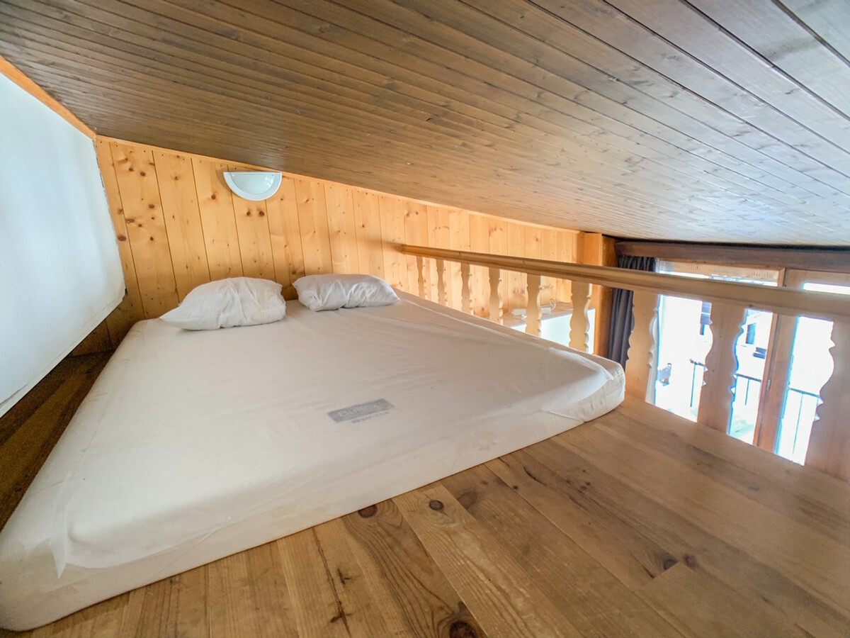 Studio mezzanine 25m² avec balcon sud à Tignes - Photo 4