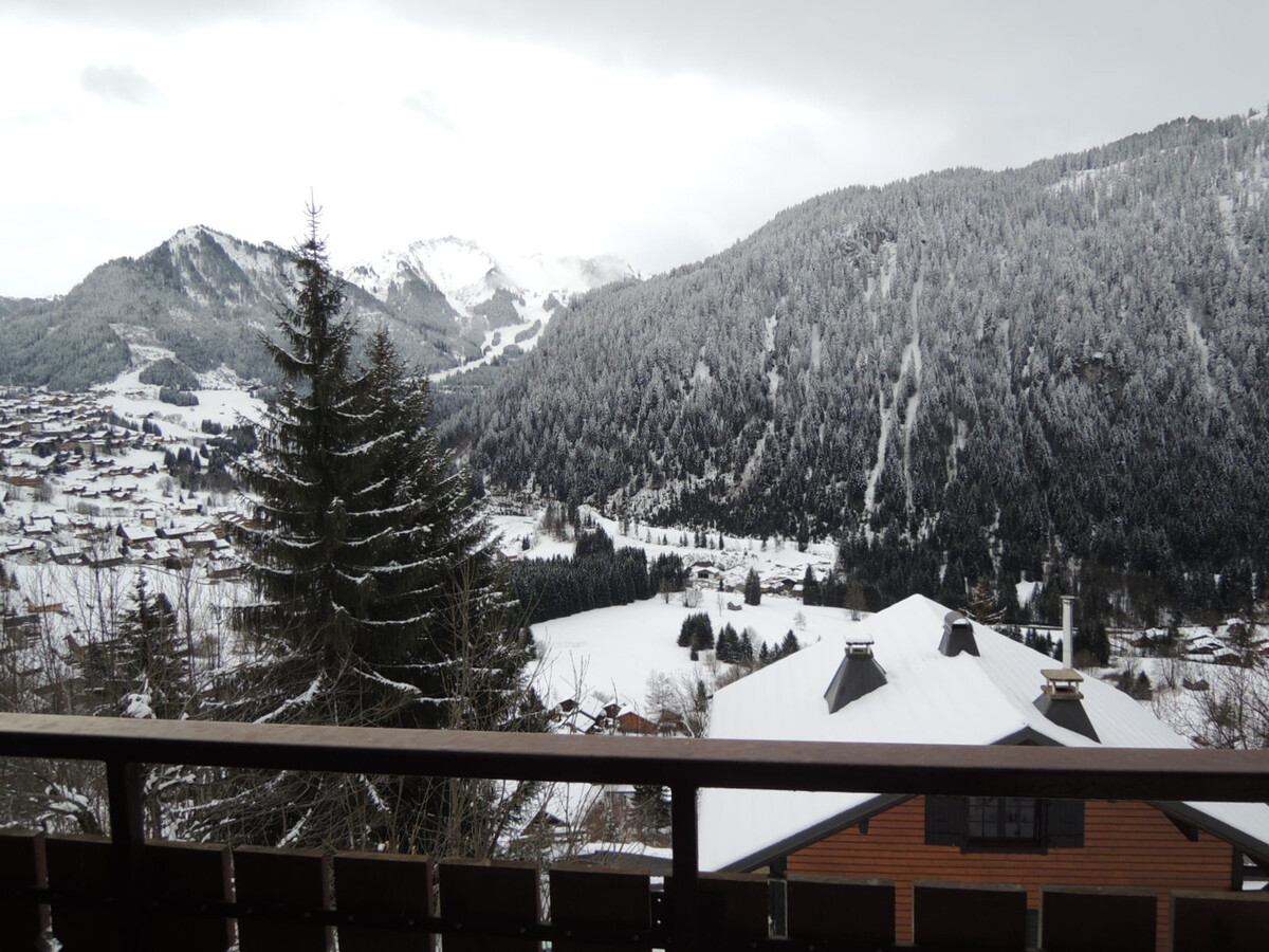 Appartement 4 pers, balcon sud-est vue montagnes à Châtel - Photo 9