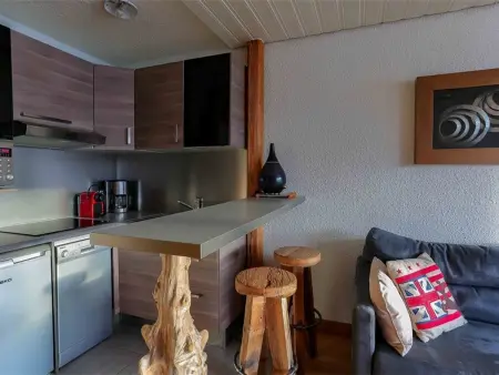 Appartement rénové montagne à Val Thorens - 6 pers, 34 m², Veranda, Ski In/Out, WIFI - Photo 2