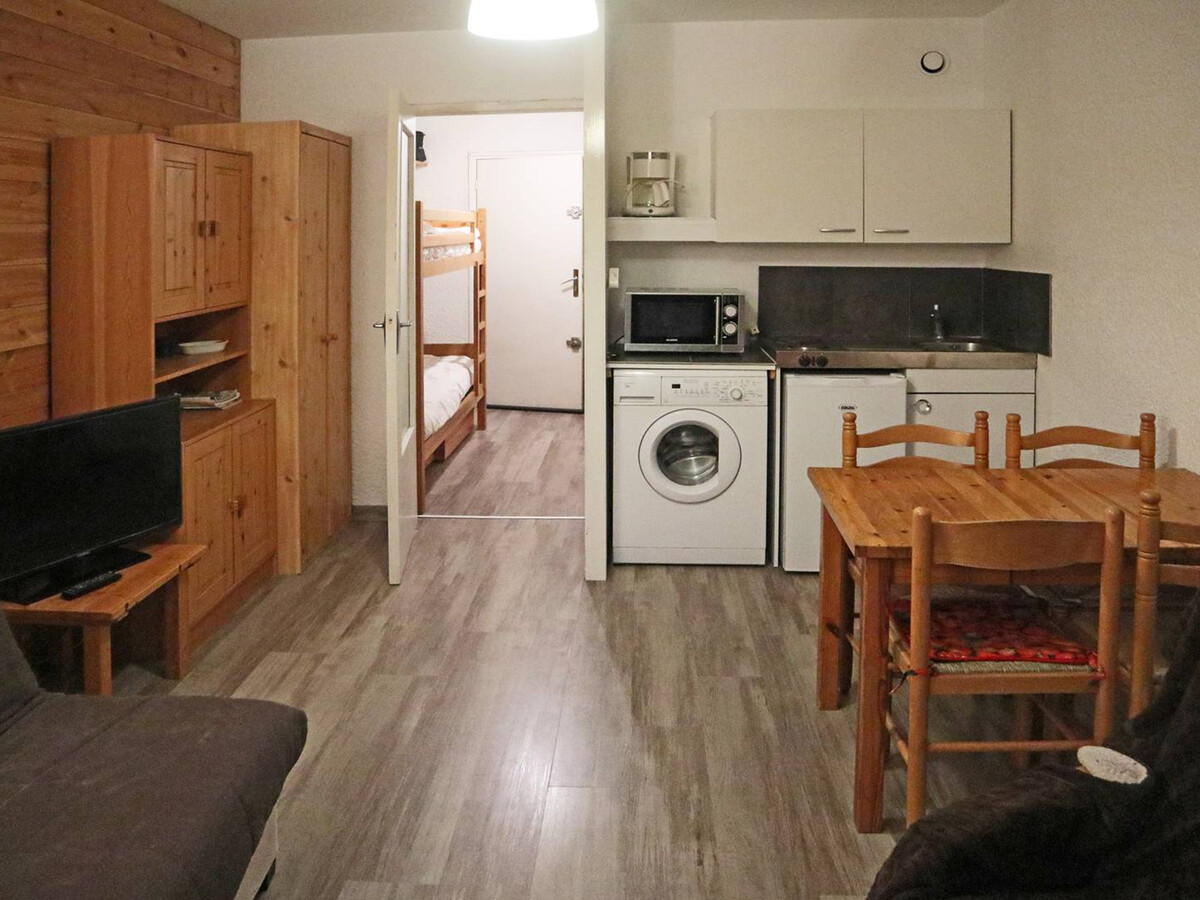 Studio 4 pers aux Orres, balcon sud-ouest, accès direct pistes - Photo 3