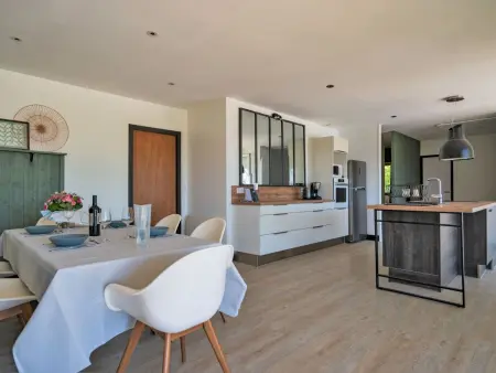 Maison Bourgat – 6 pers, piscine et terrasse 90 m² - Photo 2