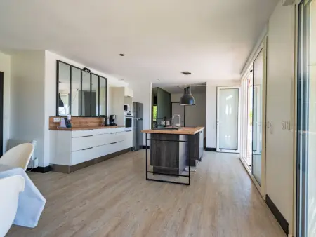 Maison Bourgat – 6 pers, piscine et terrasse 90 m² - Photo 10