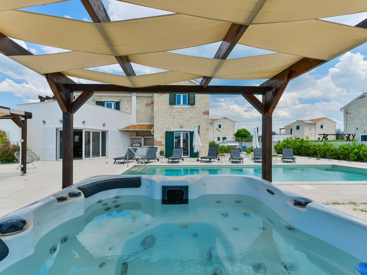Villa Violet avec piscine privée à Zaton - Photo 3
