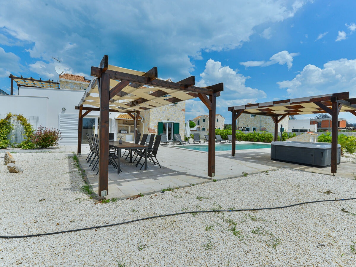 Villa Violet avec piscine privée à Zaton - Photo 37
