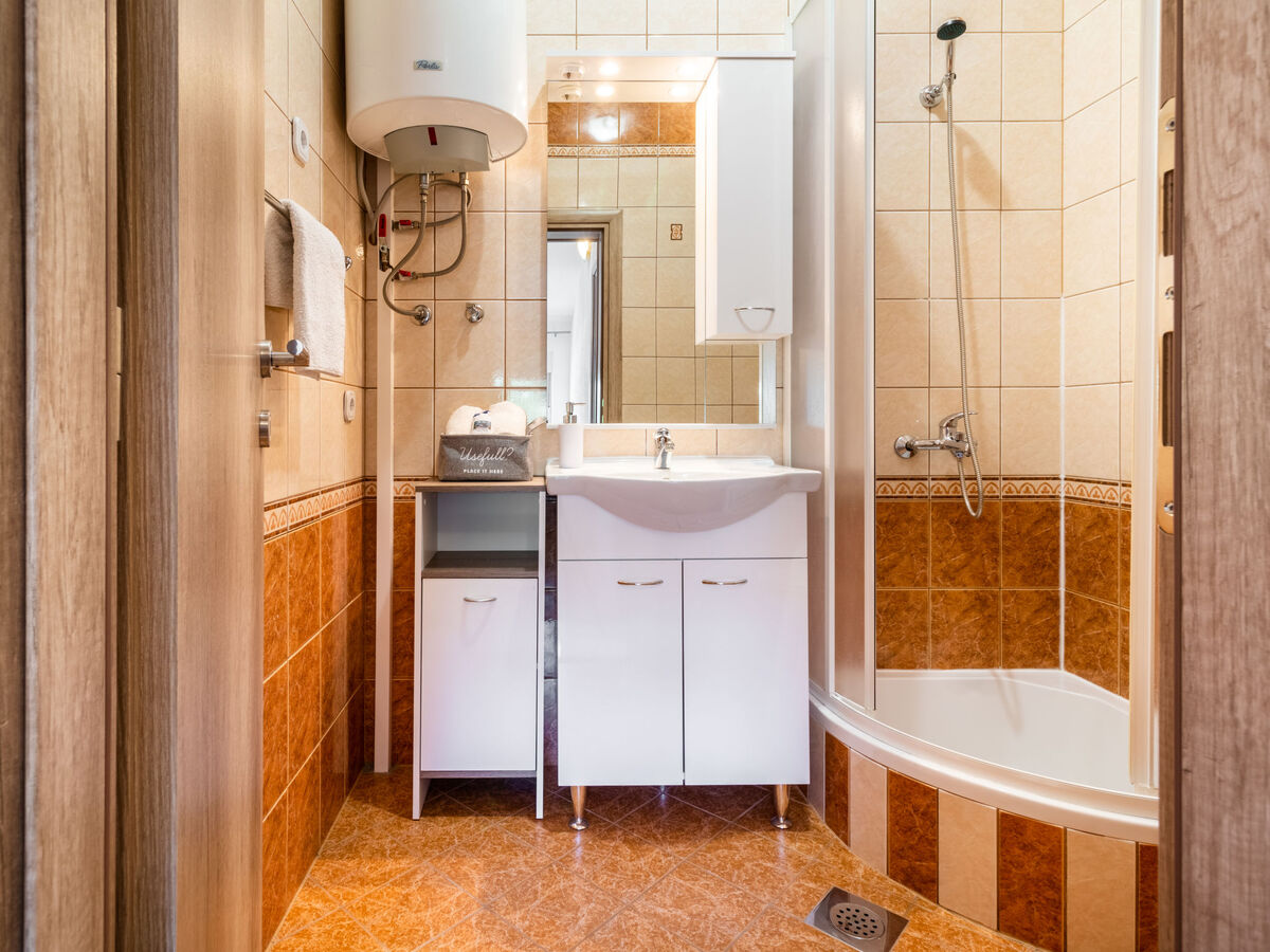 Maison Josipa 5 chambres avec piscine à Kaštela - Photo 15
