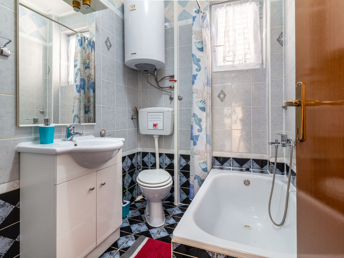 Maison Josipa 5 chambres avec piscine à Kaštela - Photo 19