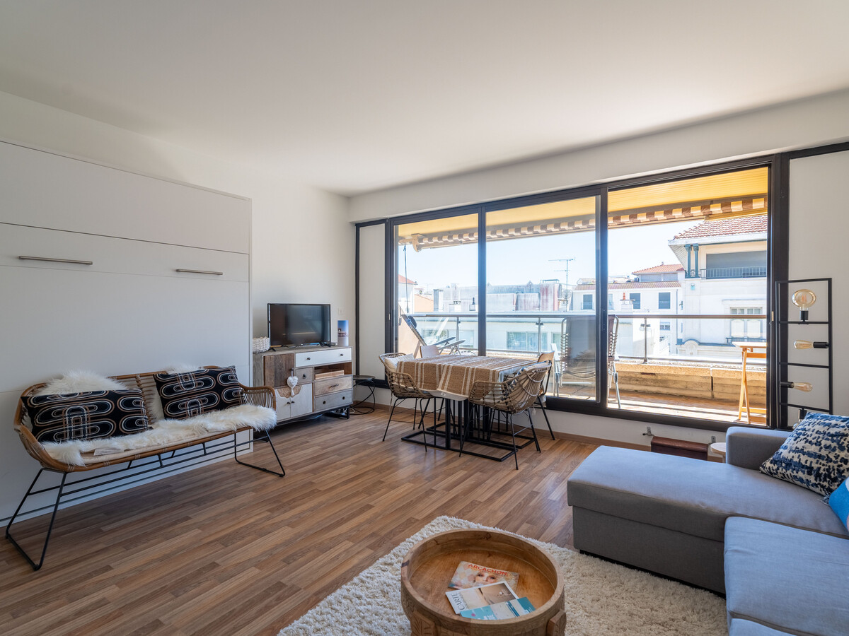 Studio 35m² rénové, balcon Sud, centre-ville Arcachon - Photo 6