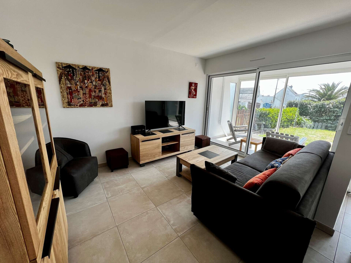 Appartement 82m² rénové, jardin sud et côte sauvage à 100m - Photo 2