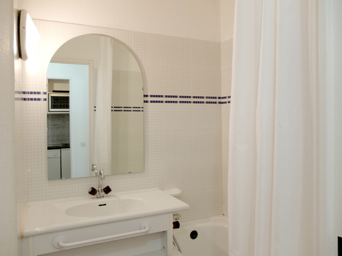Studio cabine 22m² ski aux pieds Tignes, balcon sud - Photo 4