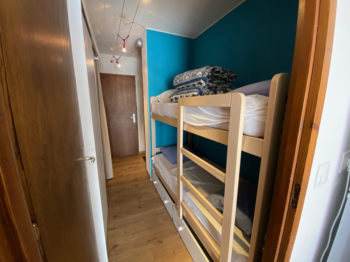 Appartement 4 pers, rez-de-jardin à 80 m des pistes - Photo 4