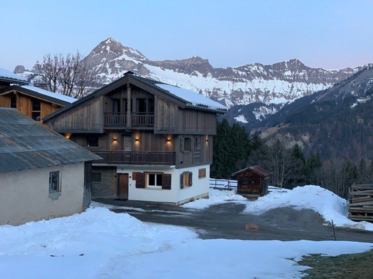 Duplex 11 pers. centre Crest-Voland, cheminée & ski-room - Photo 3