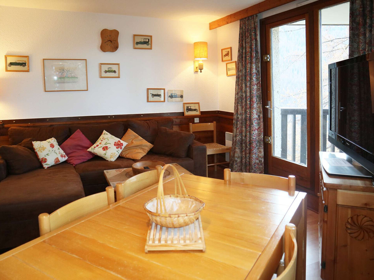 Appartement 2P aux Orres, accès direct pistes et cheminée - Photo 1