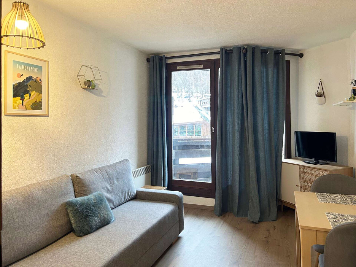 Studio 4 pers aux Orres, skis aux pieds, balcon sud - Photo 1