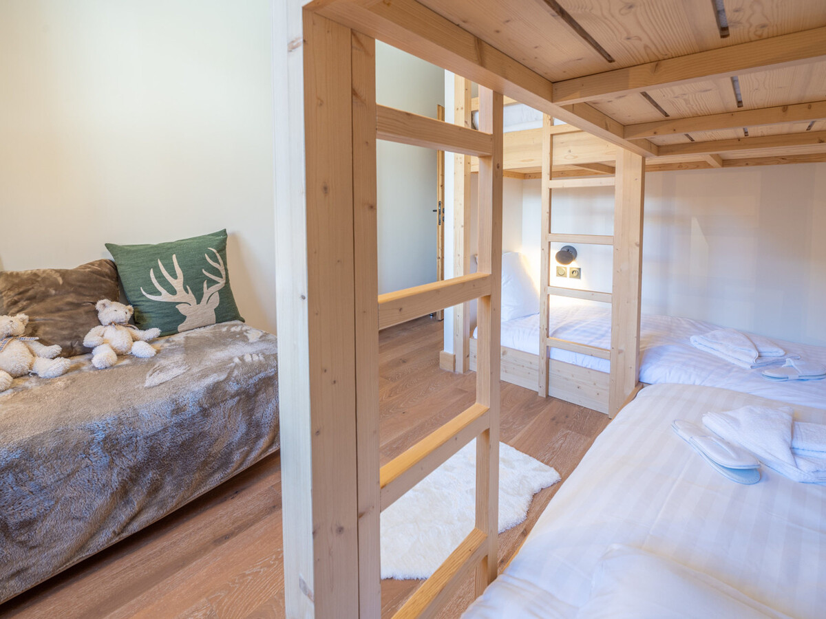 Appartement 130m² ski in/ski out, piscine & sauna à Huez - Photo 10