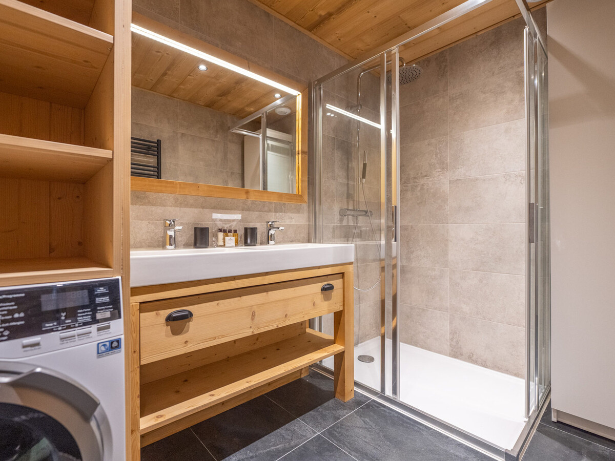 Appartement 130m² ski in/ski out, piscine & sauna à Huez - Photo 12