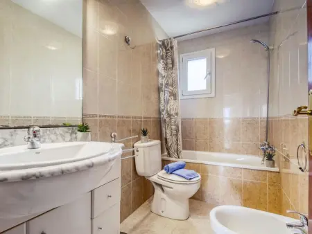 Appartement Roca Llarga, 250 m de la plage à Roses - Photo 13