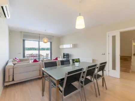 Mestral, maison 4 chambres avec piscine à Empuriabrava - Photo 9