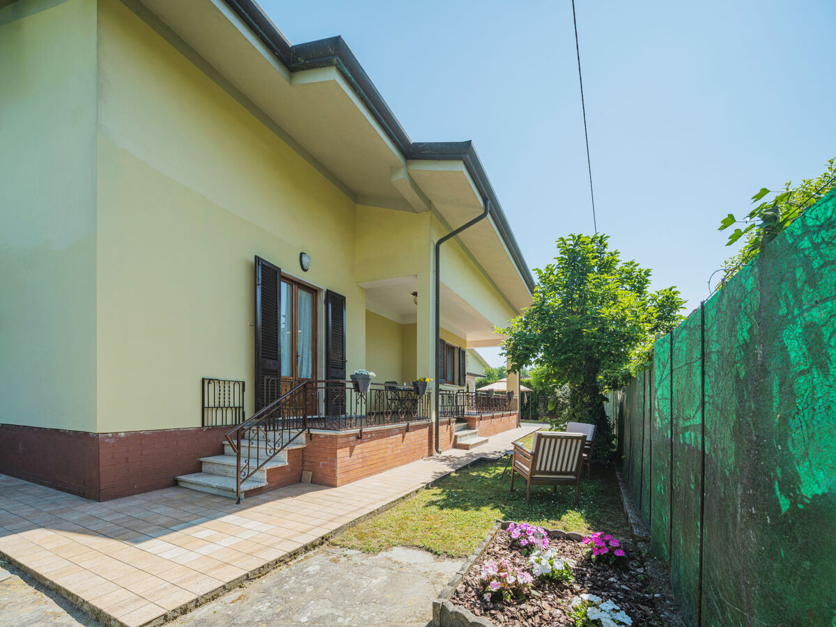 Appartement Magnolia 80m² avec terrasse à Marina di Massa - Photo 3