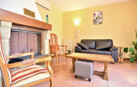 Maison provençale avec piscine à Laudun-l'Ardoise : photo 5
