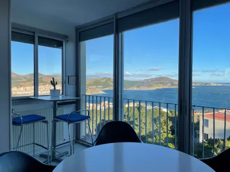 Location appartement à Banyuls sur Mer, Appartement lumineux 2 pièces pour 4 à Banyuls-sur-Mer avec lave-vaisselle et vue mer