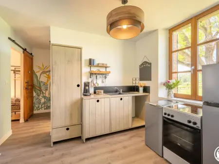 Appartement 30m² vue rivière Thérain à Bonnières : photo 8