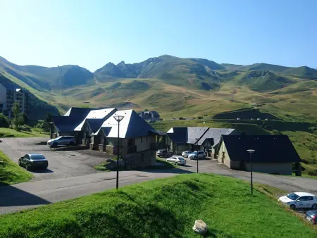 T3 face aux pistes avec garage et accès Spassio, Peyragudes : photo 10