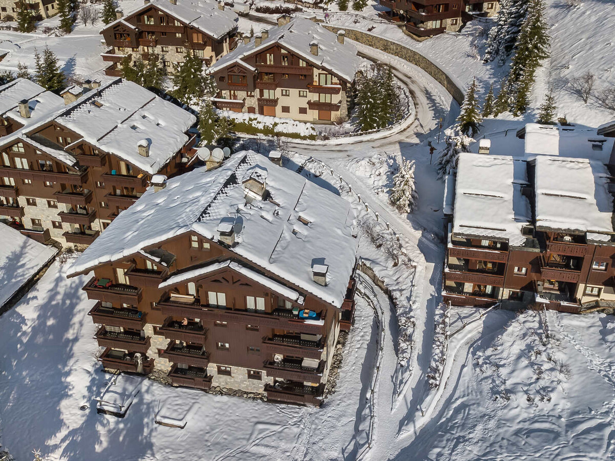 Triplex 4 chambres à 80m des pistes, piscine & spa - Photo 12