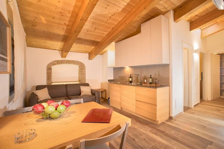 Maison 5 personnes avec piscines intérieure et extérieure à Foligno - Photo 4