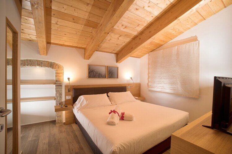 Maison 5 personnes avec piscines intérieure et extérieure à Foligno - Photo 6