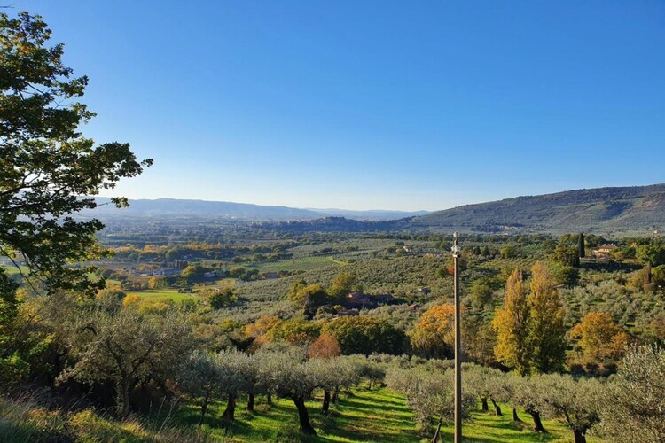 Maison 5 personnes avec piscines intérieure et extérieure à Foligno - Photo 32