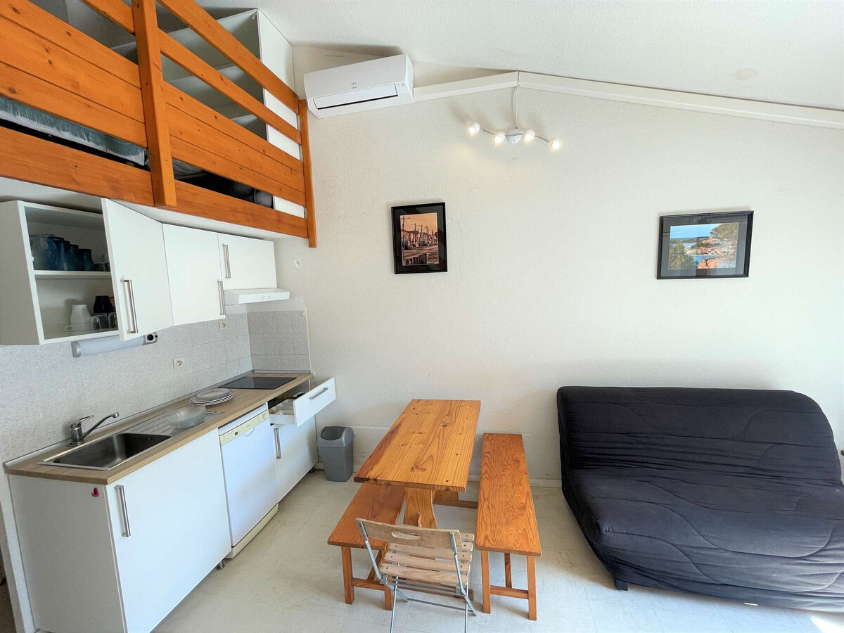 Studio mezzanine climatisé, piscine et parking à Gruissan - Photo 4