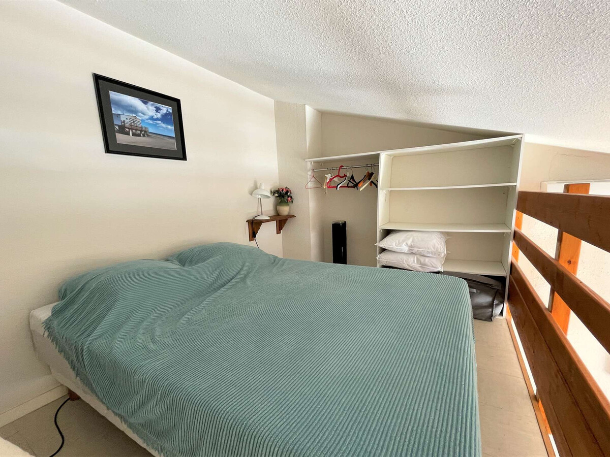 Studio mezzanine climatisé, piscine et parking à Gruissan - Photo 5