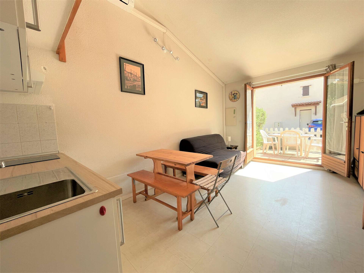 Studio mezzanine climatisé, piscine et parking à Gruissan - Photo 7