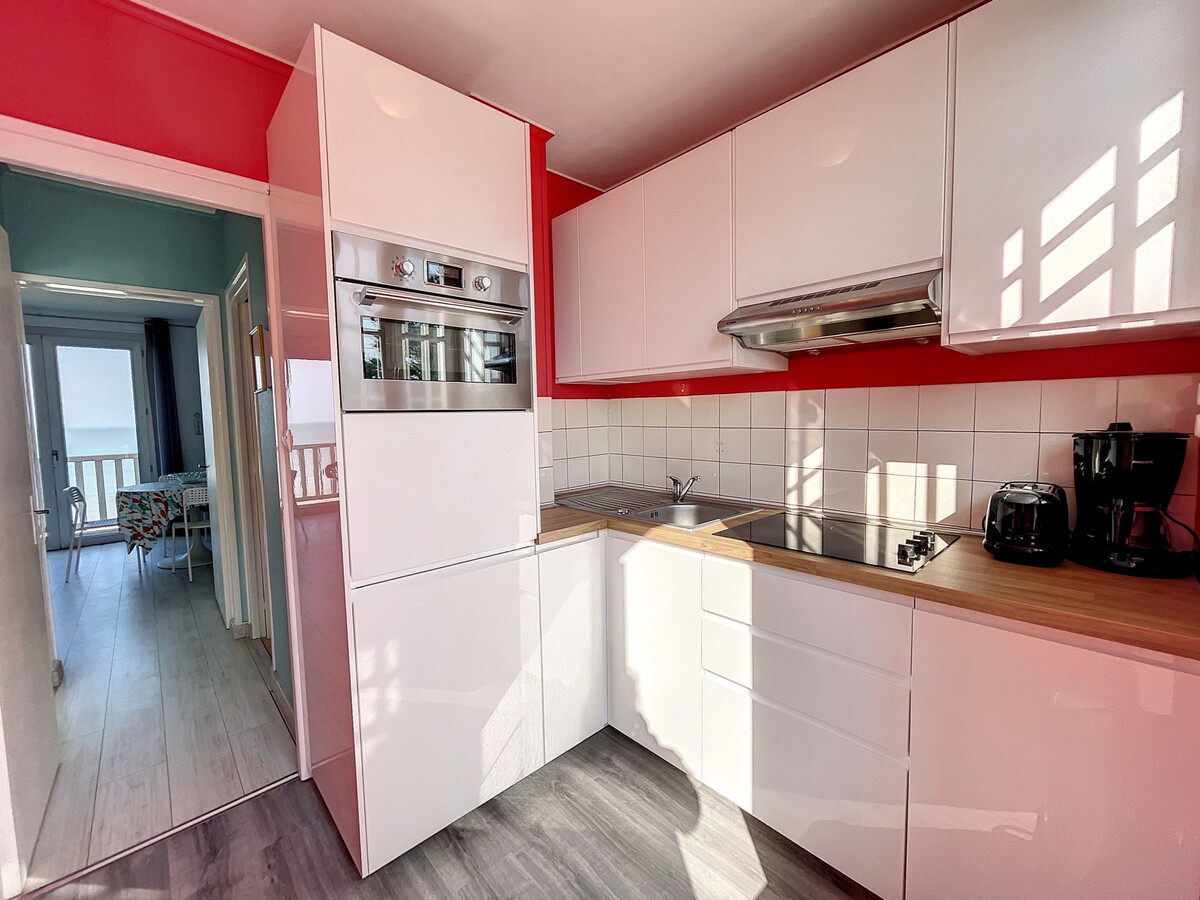 Appartement face mer avec jardin privatif à Jullouville - Photo 5