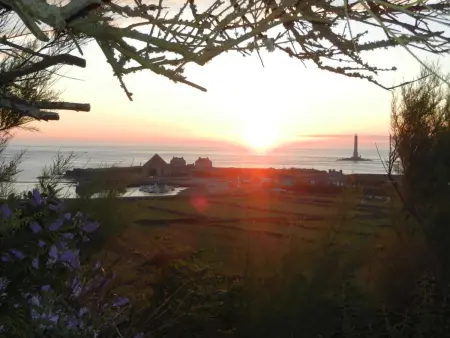 Adorable maison en pierre avec jardin et wifi, proche de la mer - Photo 17