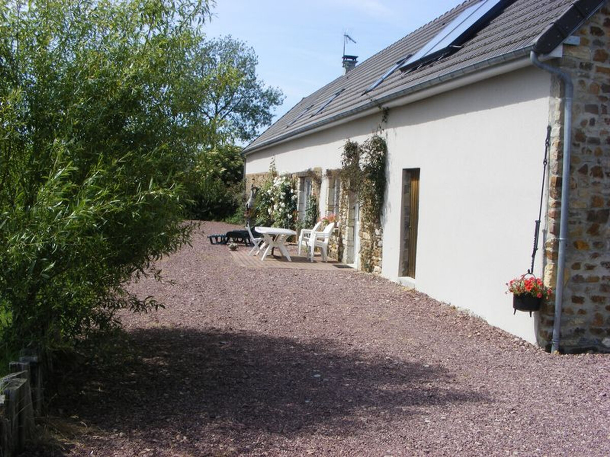 Gîte 6 personnes avec cheminée, jardin clos et jeux - Photo 13
