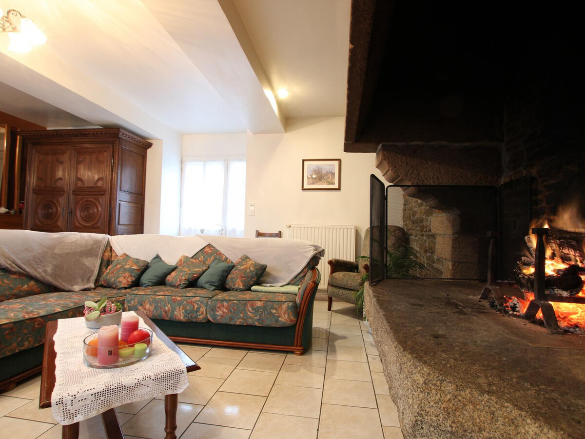 Maison champêtre 8 personnes à Mortain, cheminée, terrain clos - Photo 3