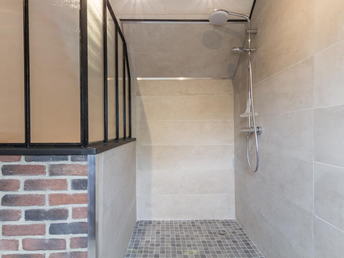 Maison normande restaurée, mezzanine et terrasse couverte - Photo 14