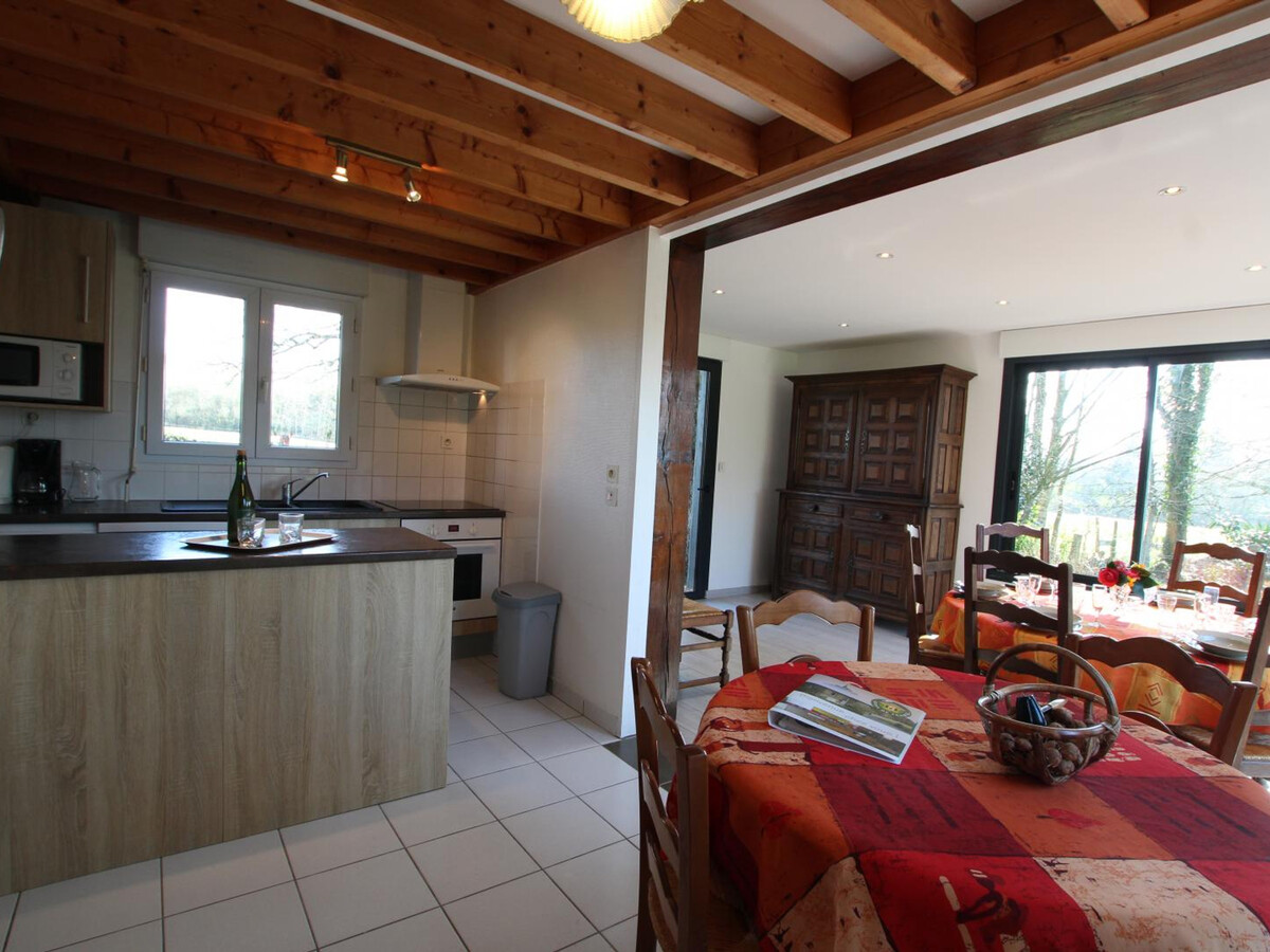 Gîte 3 chambres Avranches, jardin avec barbecue - Photo 4