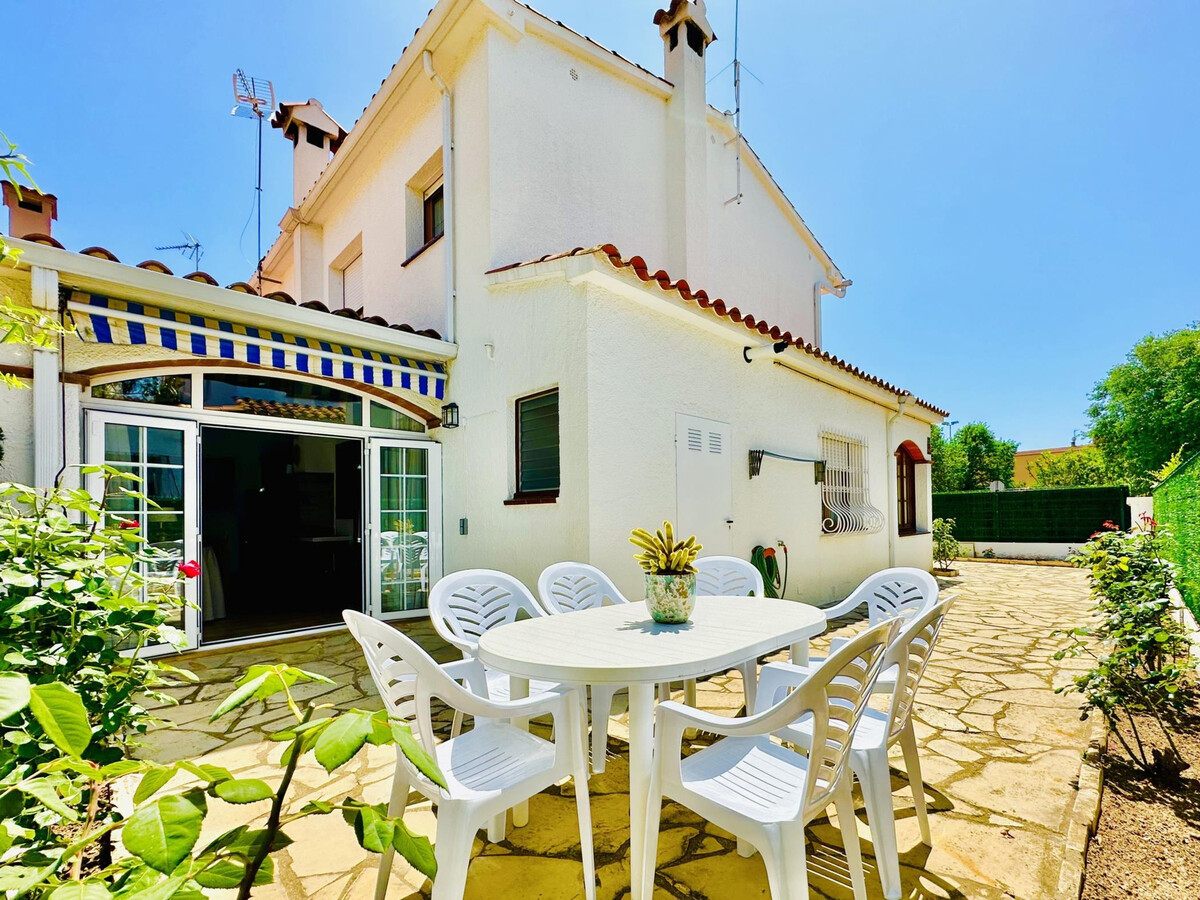 Villa 4 chambres à Santa Cristina d'Aro, golf à 1,8 km - Photo 2