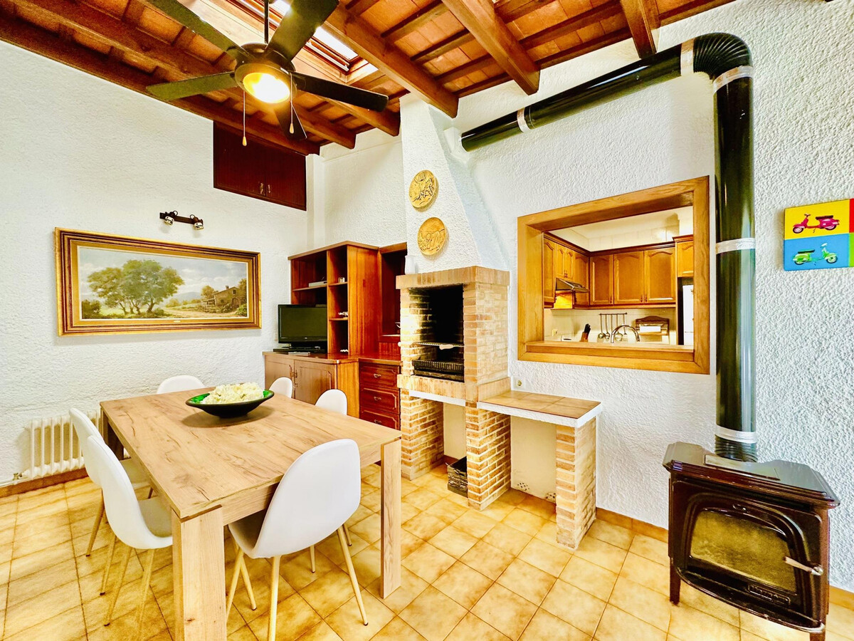Villa 4 chambres à Santa Cristina d'Aro, golf à 1,8 km - Photo 3