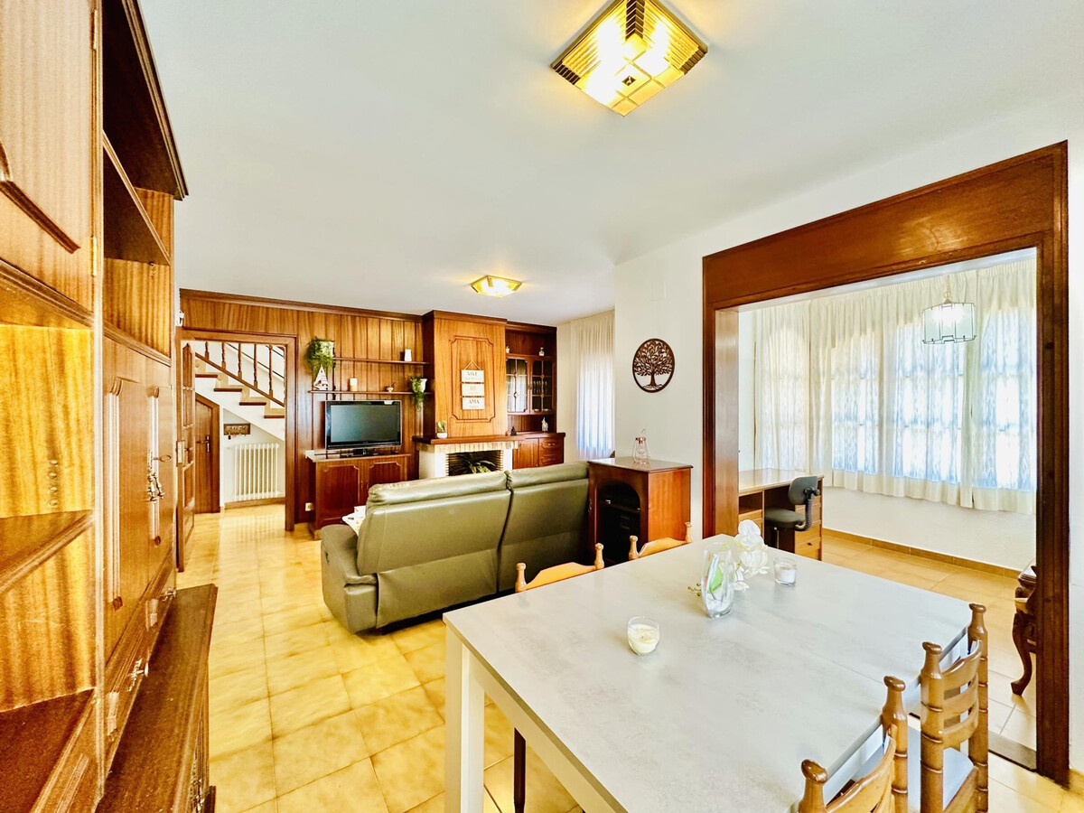 Villa 4 chambres à Santa Cristina d'Aro, golf à 1,8 km - Photo 10