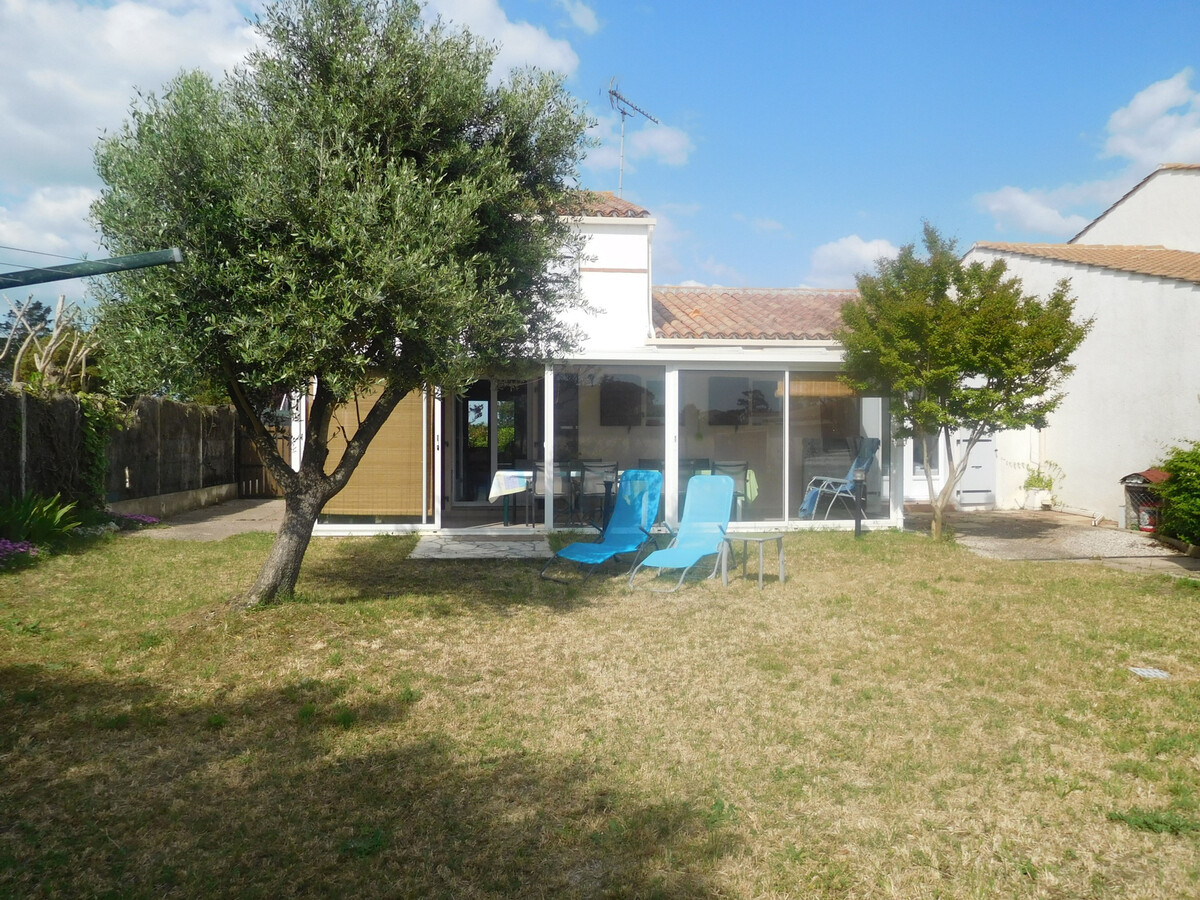 Maison 9 pers, 4 chambres, jardin et garage à La Faute - Photo 1