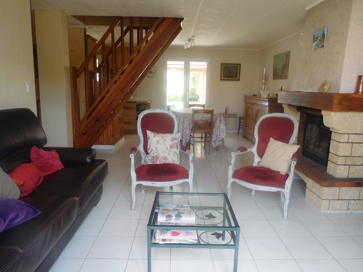 Maison 9 pers, 4 chambres, jardin et garage à La Faute - Photo 2