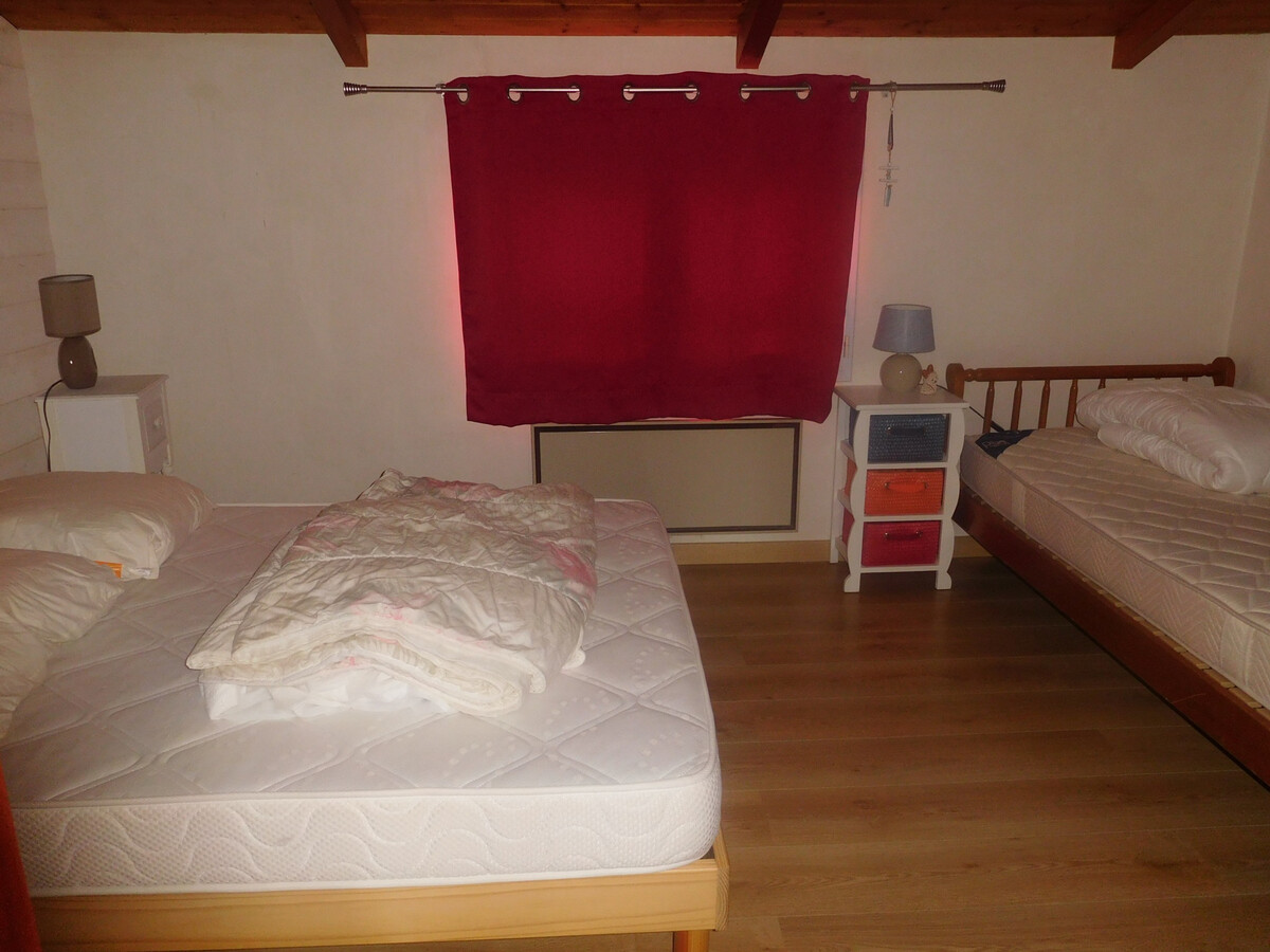Maison 9 pers, 4 chambres, jardin et garage à La Faute - Photo 9