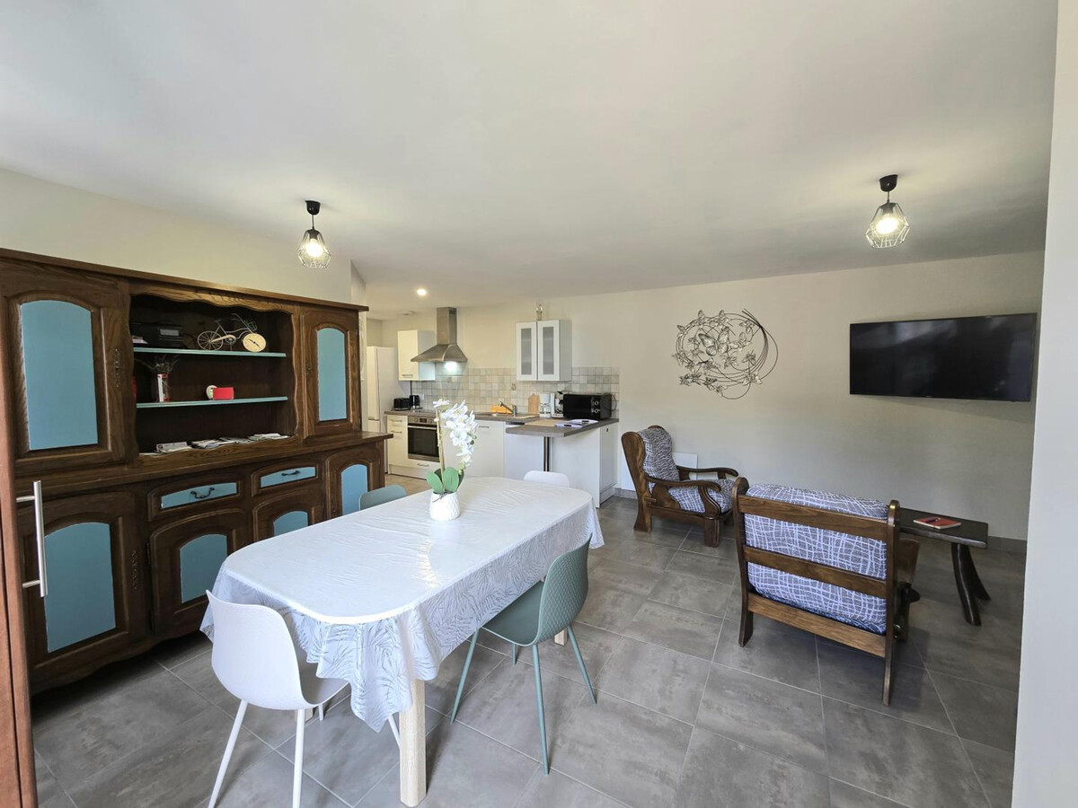 Gite rural 60 m² avec jacuzzi privatif, à Génis - Photo 9