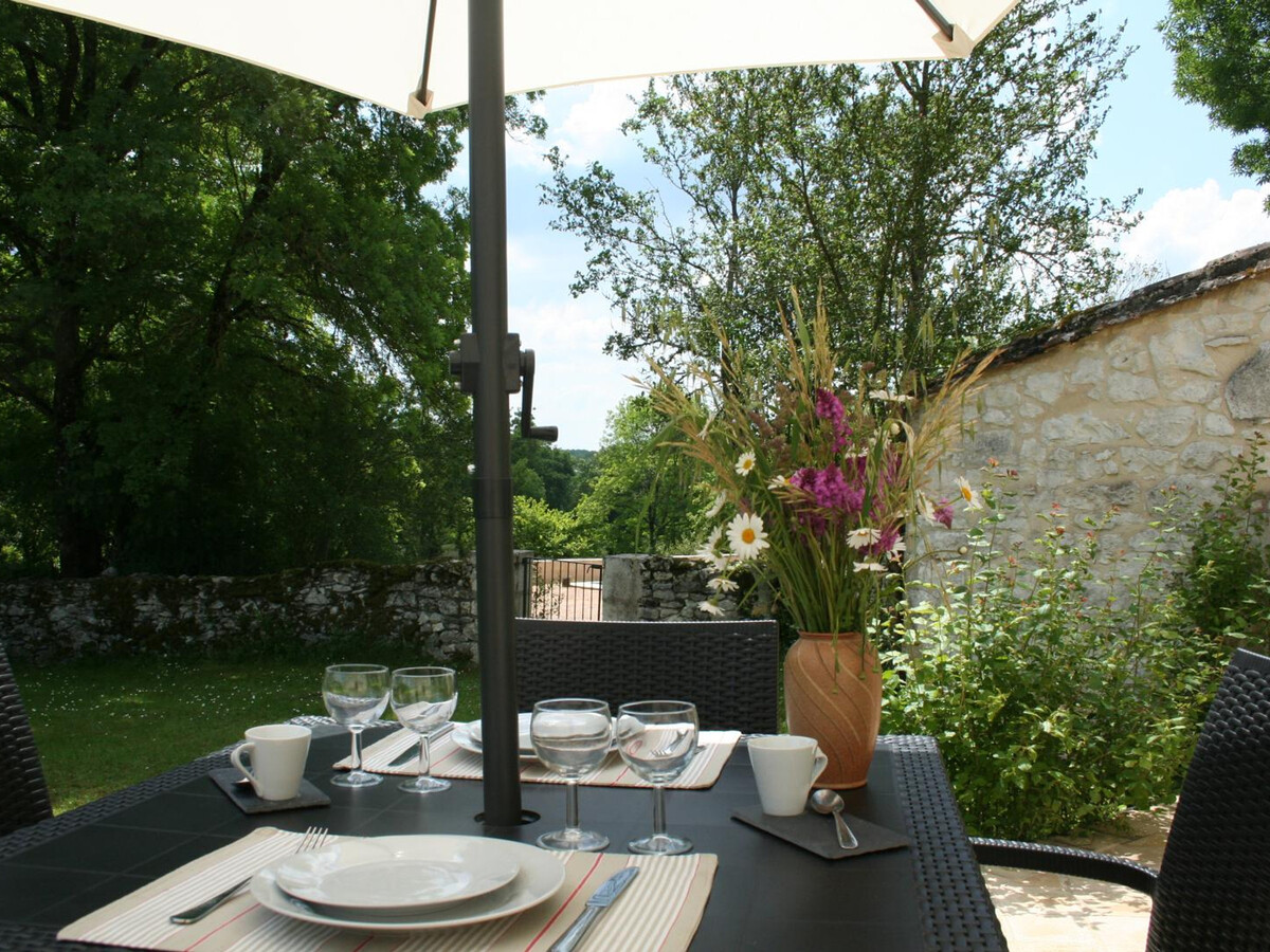 Gîte indépendant Périgord : piscine 14x7m et jardin 1000m² - Photo 14