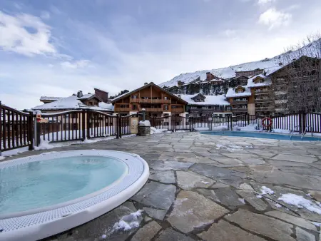 Appartement duplex sur les pistes avec cheminée et espace spa - Photo 2